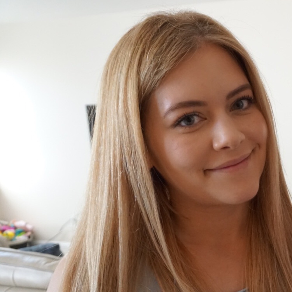 Meet your Posher, Jeannette